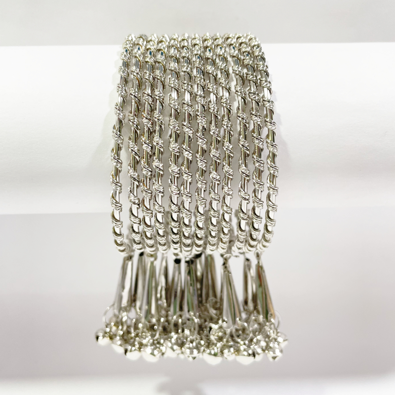 Front view of 530 metal bangle design showing fine shine and pattern